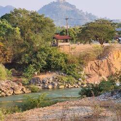 Fahrt durch die Umgebung von Na Hin