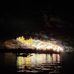 zurück beim Eingang auf der anderen Seite