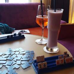 Spielrunde mit Milchshake