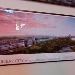 Die Idee einer "Line" (wie sie jetzt in Saudi Arabien gebaut wird) hatte er auch