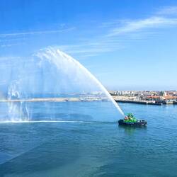 Begrüssung Explora 2 - erste Hafeneinfahrt dieses Schiffes