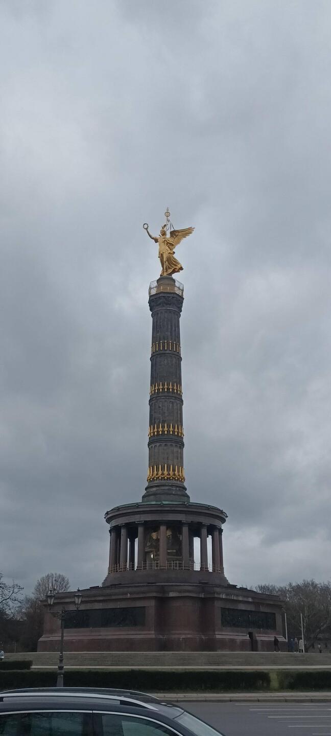 Victory pillar