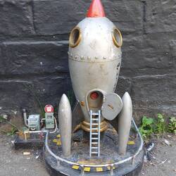 Rocket Rocket; Green Street