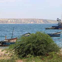 Im nahegelegenen Fischerdorf...