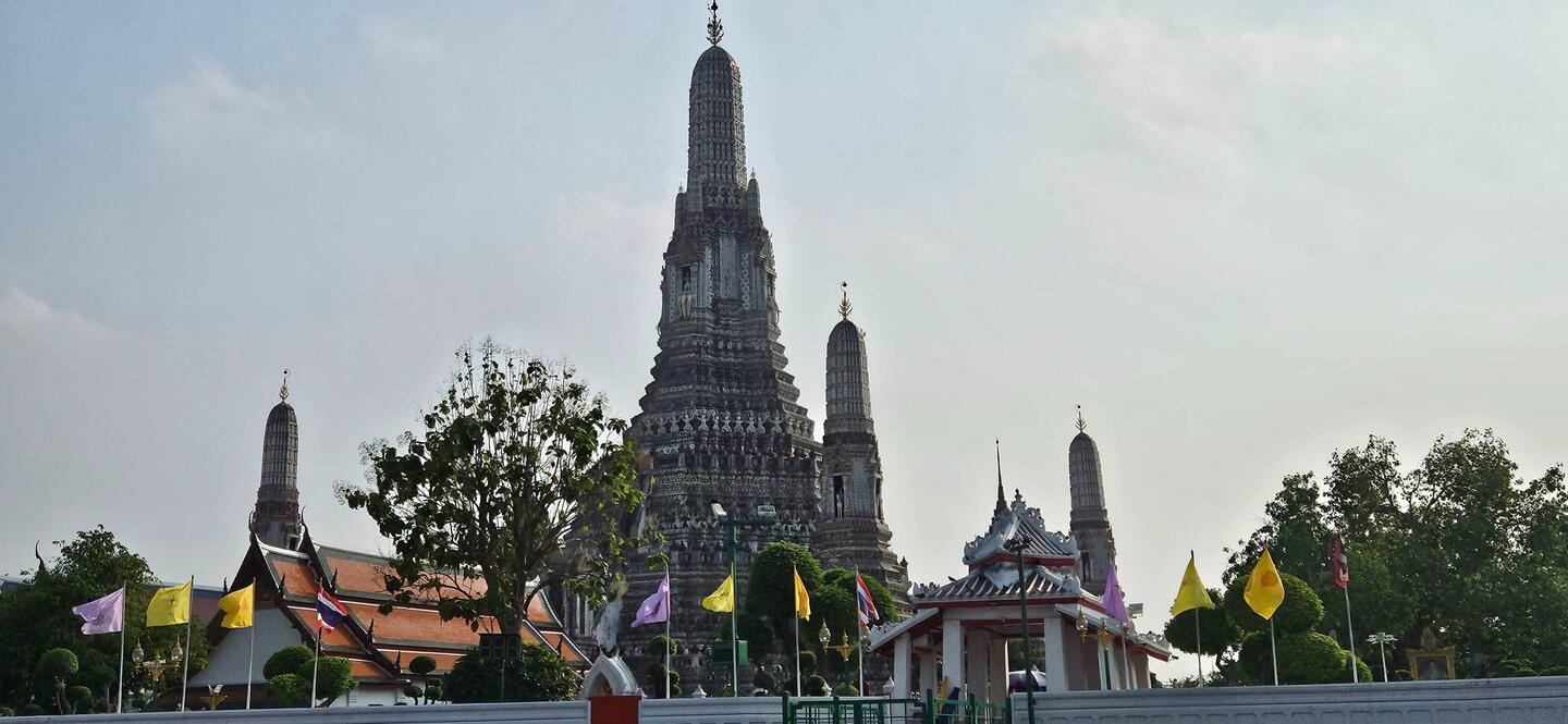 Wat Arun (temple of the dawn) from the river.