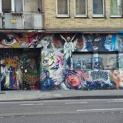 ... Street Art auf dem Weg zum Aachener Dom ...