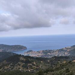 Blick auf Port de Sóller vom Mirador de ses Barques