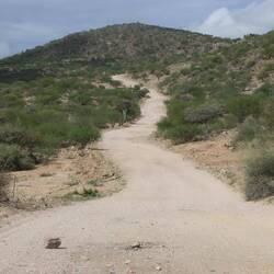 ...und wird zu einer üblen Offroadpiste...