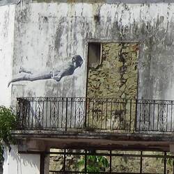 Die schwebende Taucherin. Symbol der Freiheit.