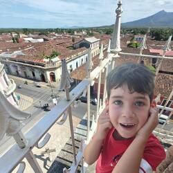 "Gleich läuten bestimmt die Glocken!" (haben nicht geläutet)