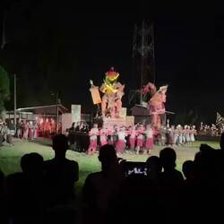 Sind denn na zumne iiheimische Spot gfahre ohni Touris ☺️ zwar nüt verstande, aber spannend gsi 😄