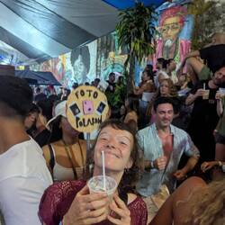 Samba nights - und Caipirinhas 😇 Mag Mona sehr.