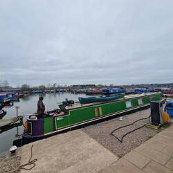 Filling with water and diesel at Kings Orchard Marina