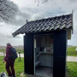 Wenn geschlossen ist, dann hilft dieser kleine Coffeeshop!😁