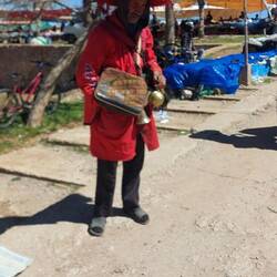 Er verteilt Wasser 🤭😱