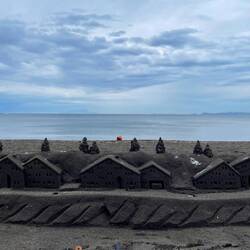 Lungomare di Castellammare: Aus Lavaasche gebaut