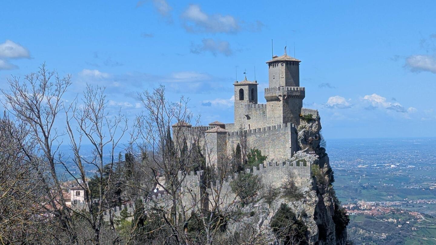 San Marino tower 2