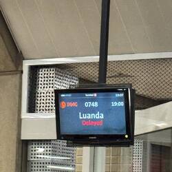 Flug nach "Luanda"