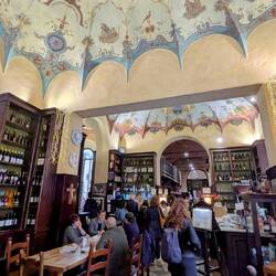 Hübsche Cafés u. Restaurants