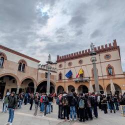 Piazza del Popolo, Zentraler Platz