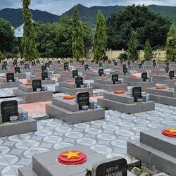 Some of the graves at the Martyr's Memorial.
