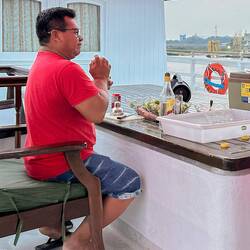 Osmar making Caipirinhas