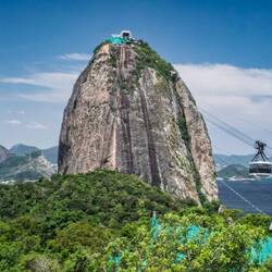 Cable car to Sugar Loaf