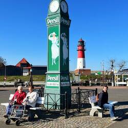 Richtig alte Plakatierung