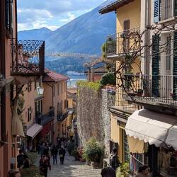 Bellagio street scene
