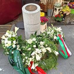 Gedenken an einen jungen Mann, der im März 1945 wegen angeblicher Fahnenflucht hingerichtet wurde