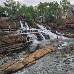 1. Wasserfall in Tad Lo