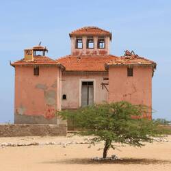 ...aber fast vollkommen menschenleer...