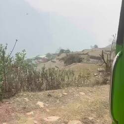 Busfahrt die Serpentinen hoch