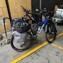 Nach 2 Std ist der Bock fertig gesattelt und einsatzbereit