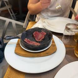 Abends erstmal ins Steakhouse