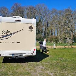 ... auf dem Campingplatz MEMLING bei Brügge ...