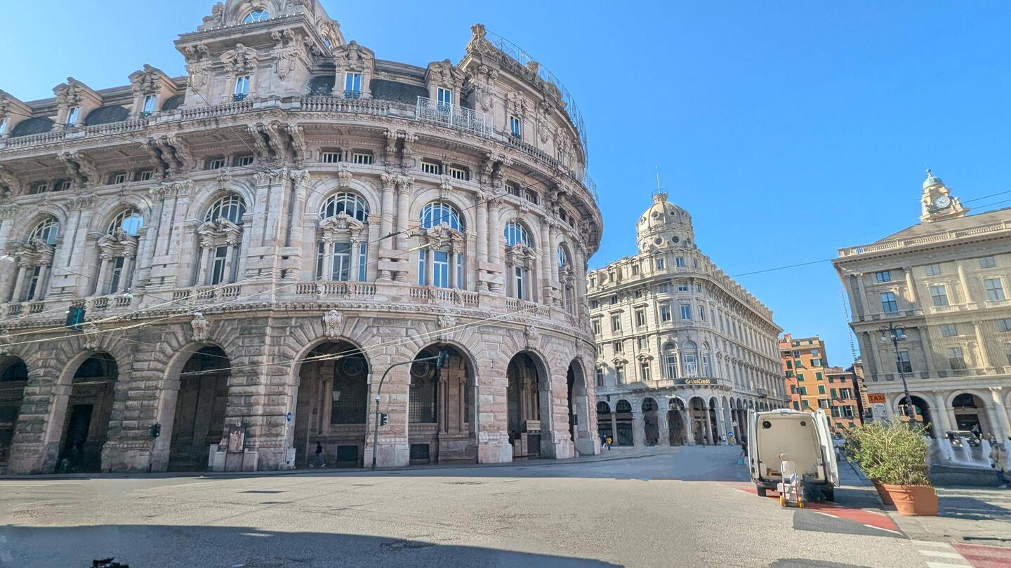 Piazza Ferrari near our apartment