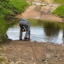 Wasserschuhe reinigen nach Furtung