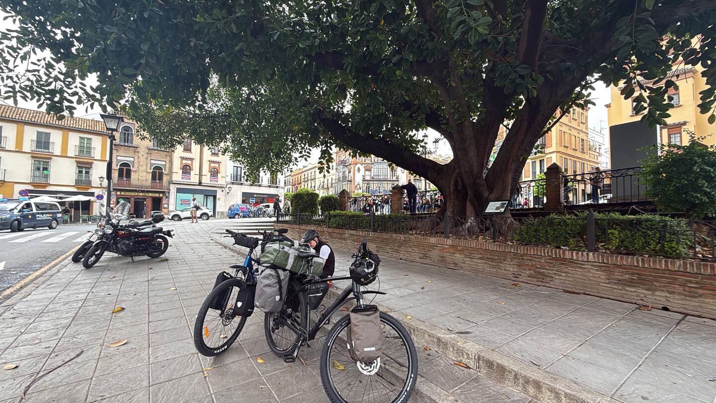 Kurze Pause vorm Check-in ins neue Appartement