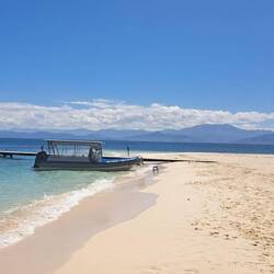 Our water taxi at Signal Island.