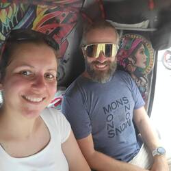 Darf in keinem südostasiatischen Urlaub fehlen: eine Fahrt im TukTuk