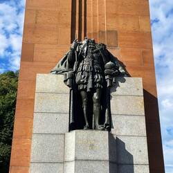 No idea where his head is