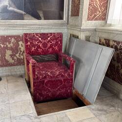 Poltrona regale con elevatore