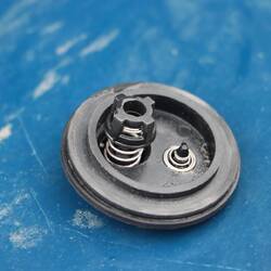 ...dieses Plastikteil ist abgebrochen...