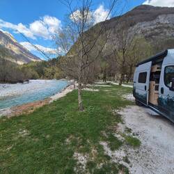 Campingplatz direkt an der soca🥰