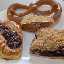 Deutsche Bäckerei gefunden😍😍😍🤤