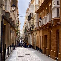 Eine von vielen Strassen vor dem grossen Ansturm