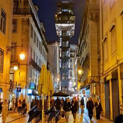 ....der Elevator aus James Bond