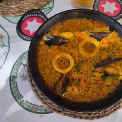Paella zum Mittag