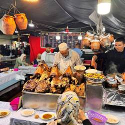 Restaurant à la place Jemaâ El Fna